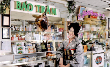 Bao-Tram-Cosmetic-Perfumes